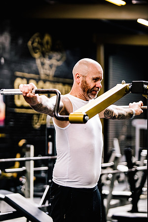 Staffordshire Fitness Photography - THe Fitness At Old School Jims Bodybuilding & Fitness - PT Shoot-14