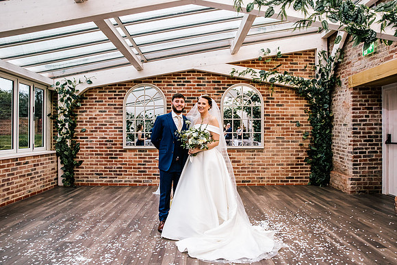 Foxtail Barns Wedding Photography - Jill & Chris-495