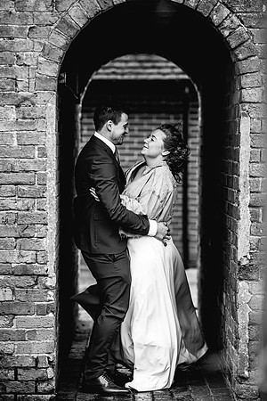Hanbury Barn Wedding Photography - Hannah & Adam-587