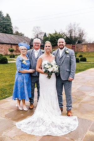 Foxtail Barns Wedding Photography - Kate & Jonathon-559