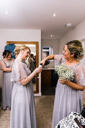 Hanbury Barn Wedding Photography - Hannah & Adam-193