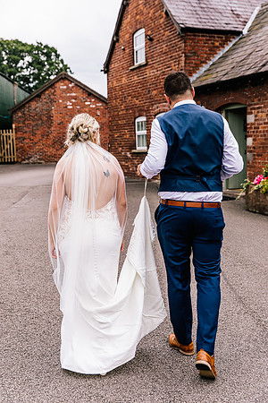 Sandhole Oak Barn Wedding Photography - Becky & Sam-418