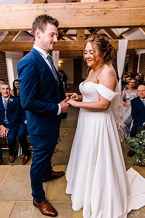 Hanbury Barn Wedding Photography - Hannah & Adam-315