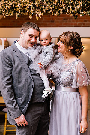 Hanbury Barn Wedding Photography - Hannah & Adam-456