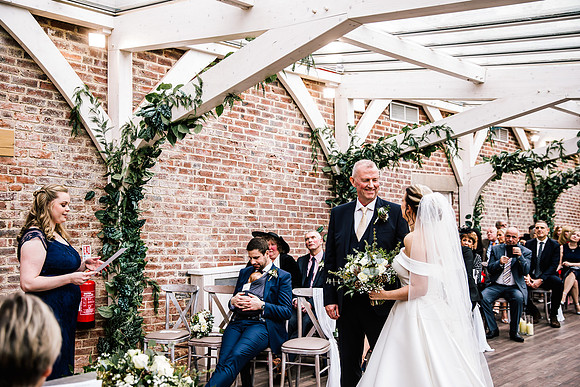 Foxtail Barns Wedding Photography - Jill & Chris-314