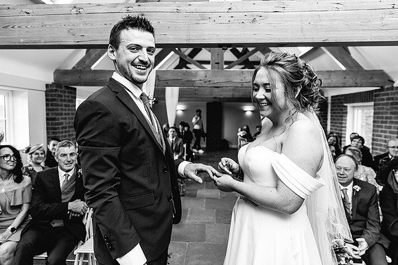 Hanbury Barn Wedding Photography - Hannah & Adam-333