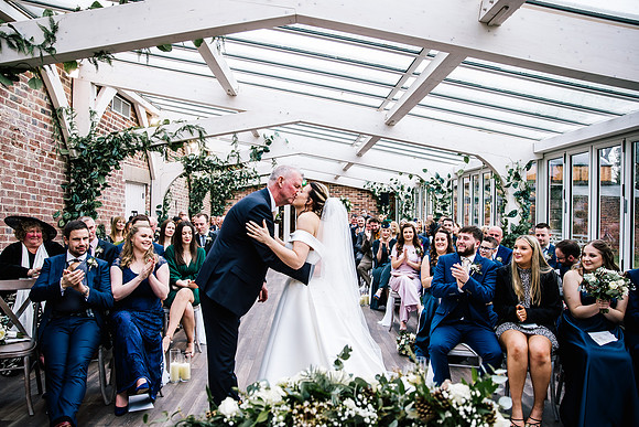 Foxtail Barns Wedding Photography - Jill & Chris-347