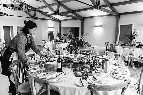 Hanbury Barn Wedding Photography - Hannah & Adam-629
