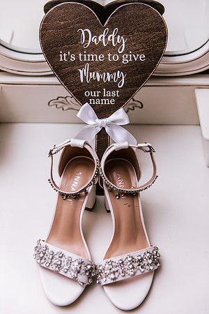 Sandhole Oak Barn Wedding Photography - Becky & Sam-144