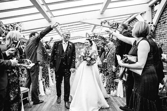 Foxtail Barns Wedding Photography - Jill & Chris-396