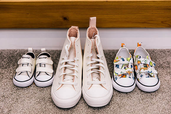 Hanbury Barn Wedding Photography - Hannah & Adam-18