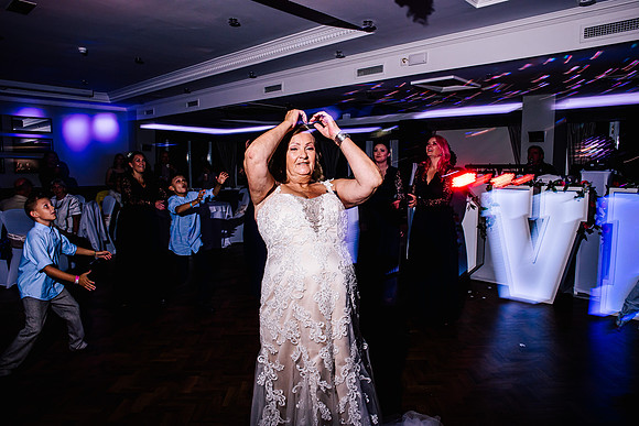 Jane & David - Gift Of A Wedding - Moat House Acton Trussell-653