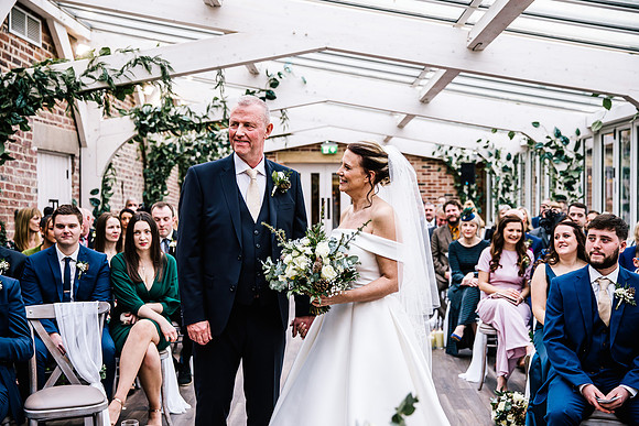 Foxtail Barns Wedding Photography - Jill & Chris-318