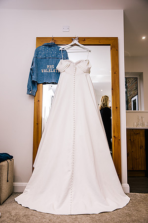 Hanbury Barn Wedding Photography - Hannah & Adam-9