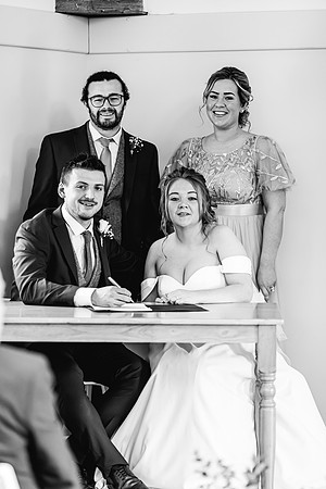 Hanbury Barn Wedding Photography - Hannah & Adam-364