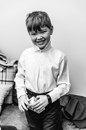 Hanbury Barn Wedding Photography - Hannah & Adam-160