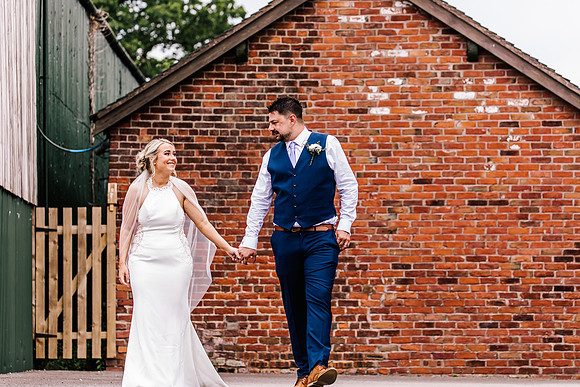 Sandhole Oak Barn Wedding Photography - Becky & Sam-438
