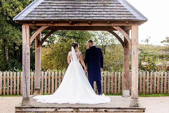 Hanbury Barn Wedding Photography - Laura & Phil-564