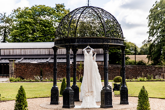 Charlotte & Paul - Foxtail Barns Wedding Photography-6