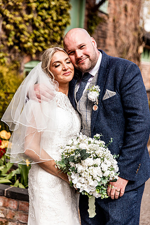 The Mill Hotel Stone Wedding - Danielle & Lloyd-628