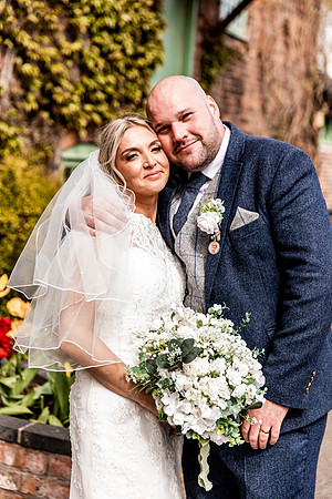 The Mill Hotel Stone Wedding - Danielle & Lloyd-629