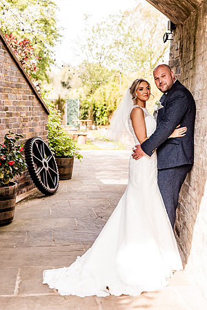 The Mill Hotel Stone Wedding - Danielle & Lloyd-600