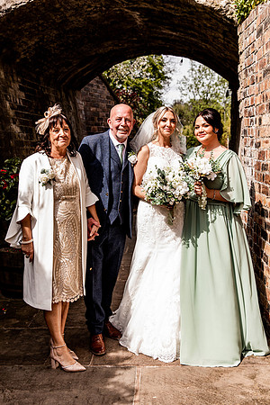 The Mill Hotel Stone Wedding - Danielle & Lloyd-521