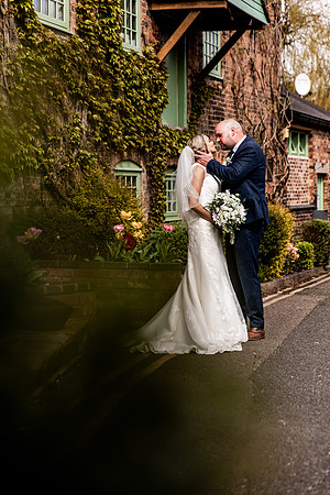 The Mill Hotel Stone Wedding - Danielle & Lloyd-622