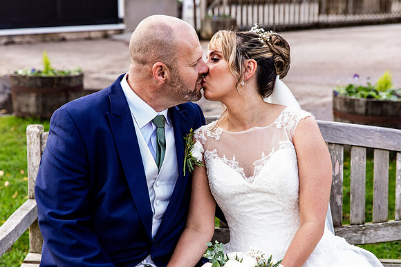 Hanbury Barn Wedding Photography - Laura & Phil-614