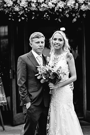 Sandhole Oak Barn Wedding Photography - Caitlin & Shane-547