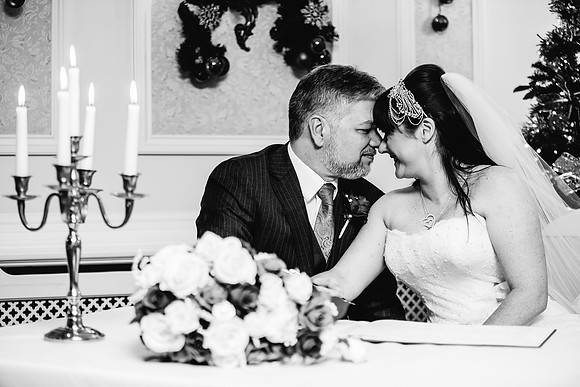 Hunters Lodge Wedding Photography - Jenny & Bob-358