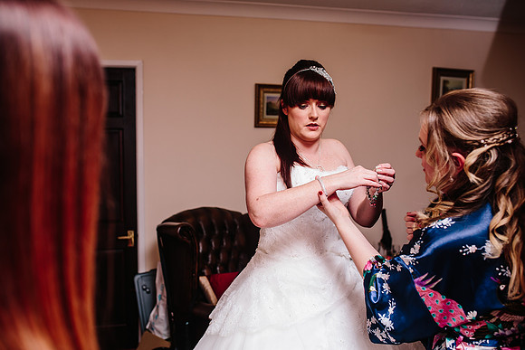 Hunters Lodge Wedding Photography - Jenny & Bob-219