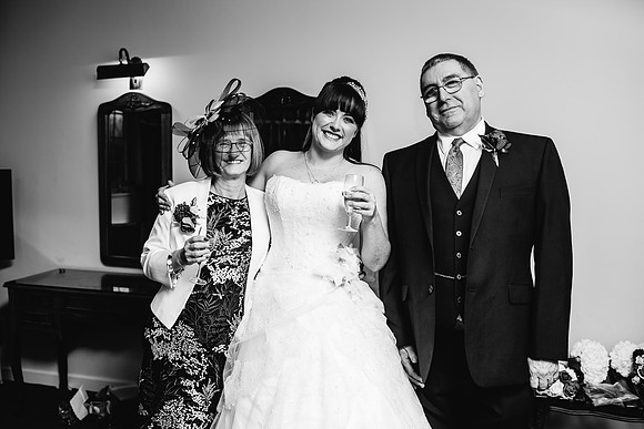 Hunters Lodge Wedding Photography - Jenny & Bob-275