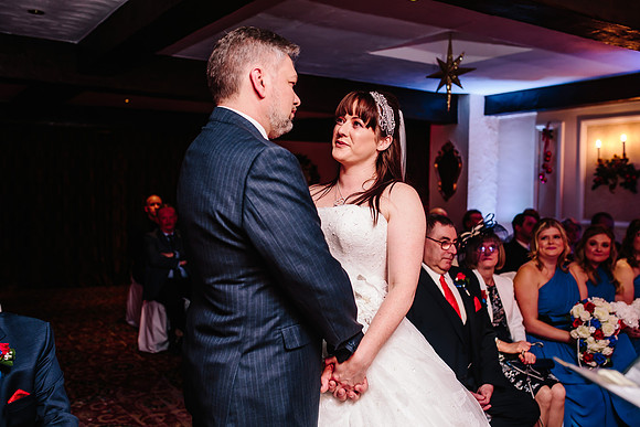 Hunters Lodge Wedding Photography - Jenny & Bob-326