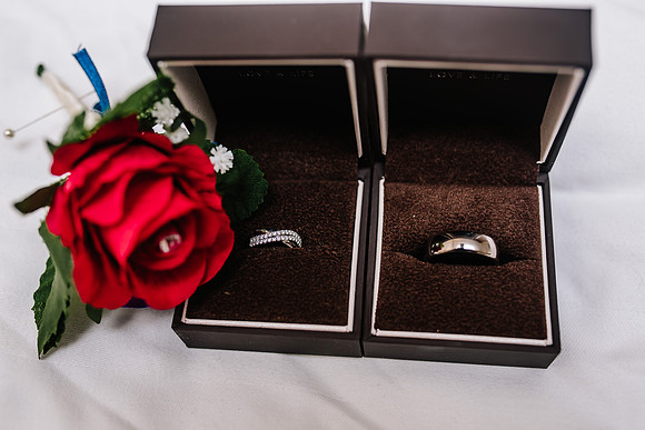 Hunters Lodge Wedding Photography - Jenny & Bob-126