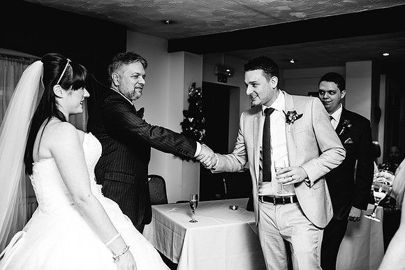 Hunters Lodge Wedding Photography - Jenny & Bob-382