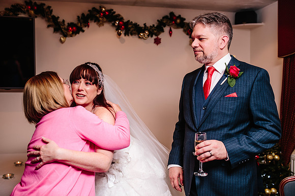 Hunters Lodge Wedding Photography - Jenny & Bob-374