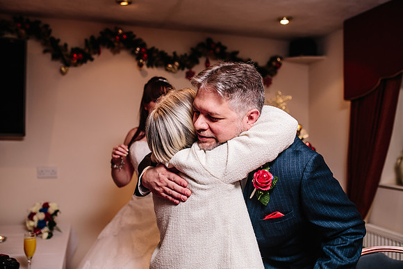 Hunters Lodge Wedding Photography - Jenny & Bob-379