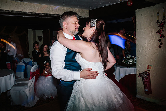 Hunters Lodge Wedding Photography - Jenny & Bob-664