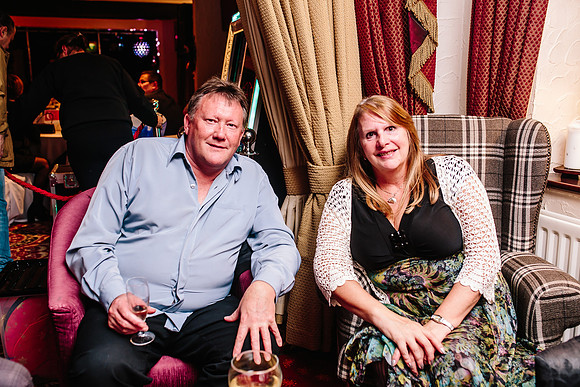 Hunters Lodge Wedding Photography - Jenny & Bob-613