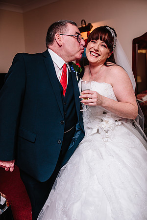 Hunters Lodge Wedding Photography - Jenny & Bob-267