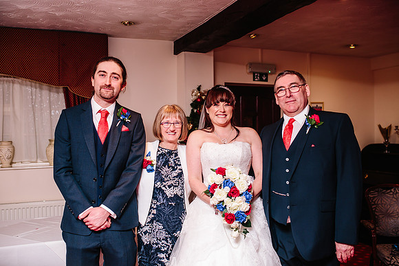 Hunters Lodge Wedding Photography - Jenny & Bob-444