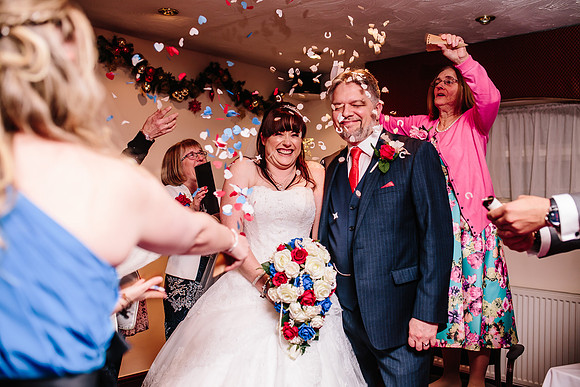 Hunters Lodge Wedding Photography - Jenny & Bob-393
