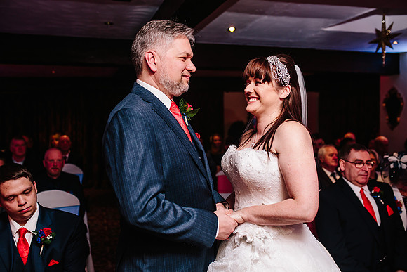 Hunters Lodge Wedding Photography - Jenny & Bob-340