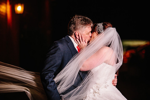 Hunters Lodge Wedding Photography - Jenny & Bob-513