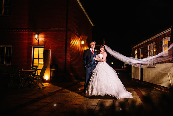 Hunters Lodge Wedding Photography - Jenny & Bob-502