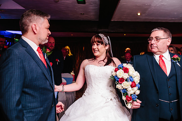 Hunters Lodge Wedding Photography - Jenny & Bob-309