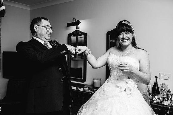 Hunters Lodge Wedding Photography - Jenny & Bob-272