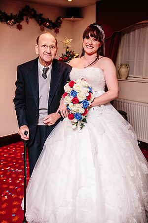 Hunters Lodge Wedding Photography - Jenny & Bob-430
