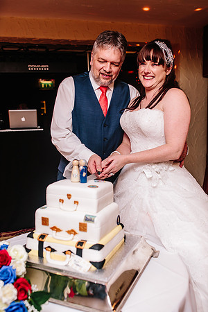 Hunters Lodge Wedding Photography - Jenny & Bob-647